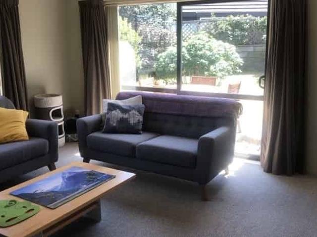 House for rent in Paraparaumu, Wellington