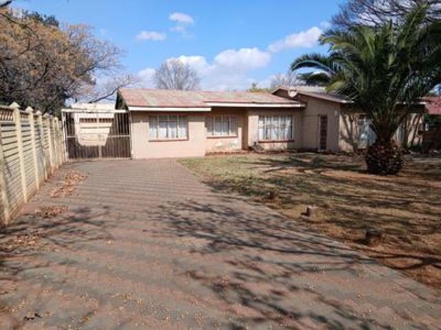 House for sale in Sasolburg, Metsimaholo Local Municipality