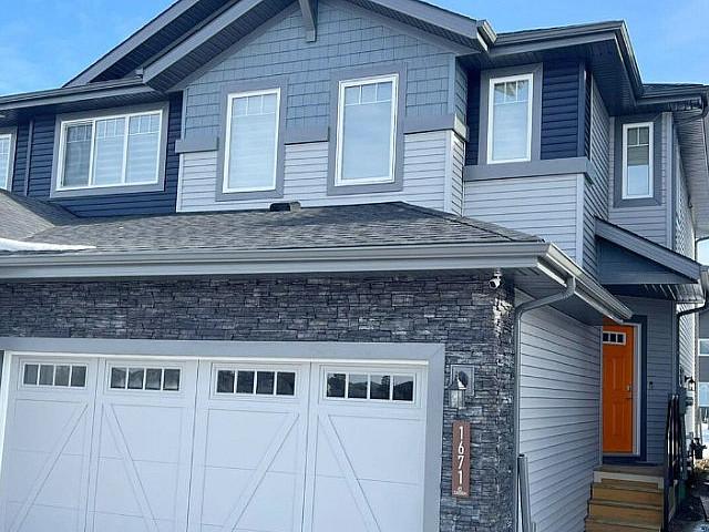 Duplex for rent in Edmonton