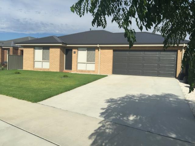 House for rent in Thurgoona, Table Top