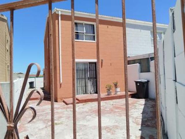 House for sale in Mitchells Plain, Western Cape