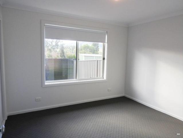 Townhouse for rent in Albury, New South Wales