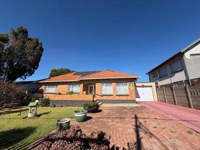 House for sale in Vosloorus, Gauteng