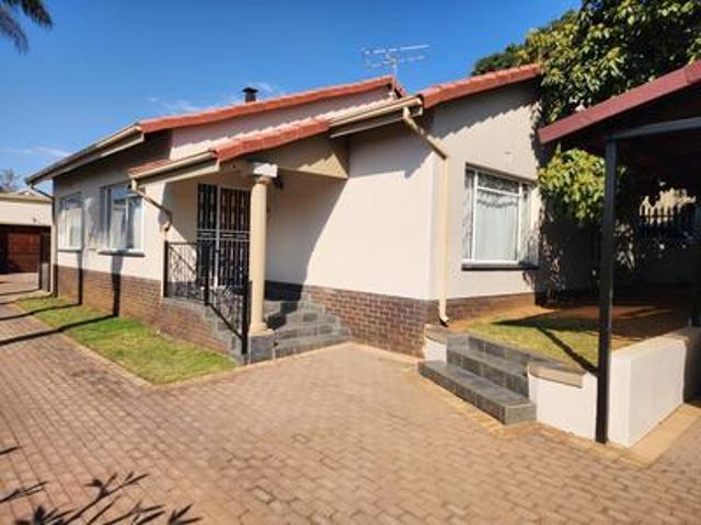 House for sale in Alberton