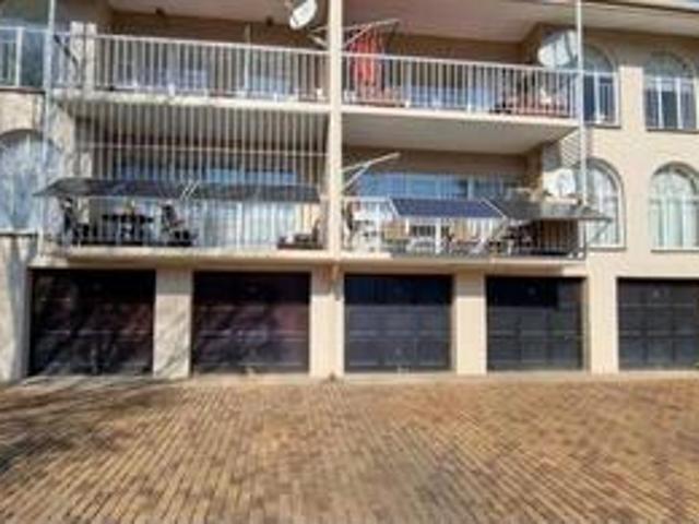 Townhouse for sale in Ekurhuleni, Gauteng