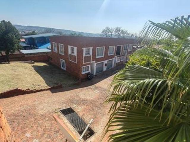 Apartment for sale in Waterkloof, Gauteng