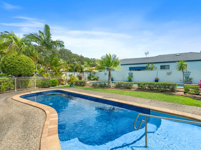 Villa for sale in Fernbrook, Queensland