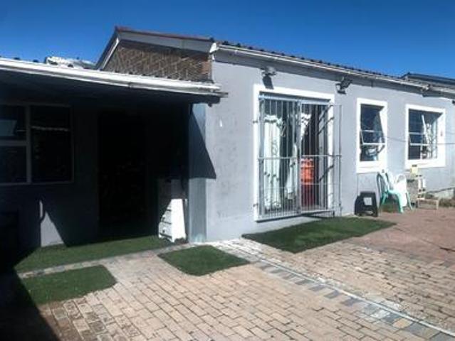 House for sale in Mitchells Plain, Western Cape