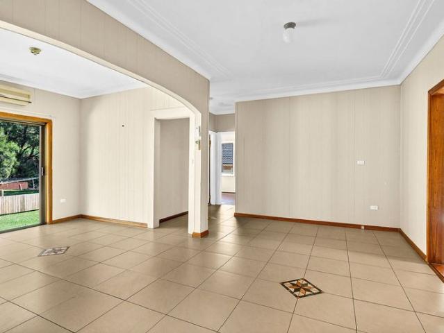 House for rent in Wollongong West, New South Wales