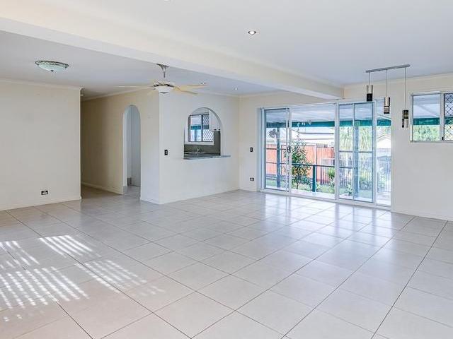 Apartment for rent in Toombul, Queensland