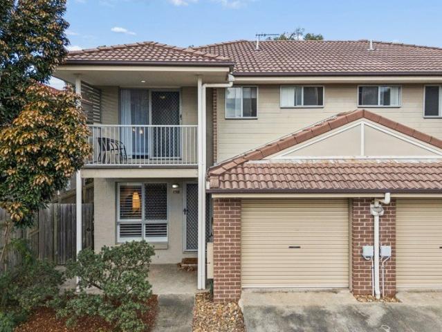 Townhouse for sale in Toombul, Queensland