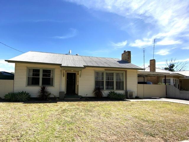 House for rent in Warracknabeal, Victoria