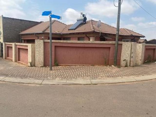House for sale in Olievenhoutbos, Gauteng