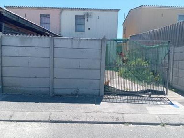 House for sale in Mitchells Plain, City of Cape Town