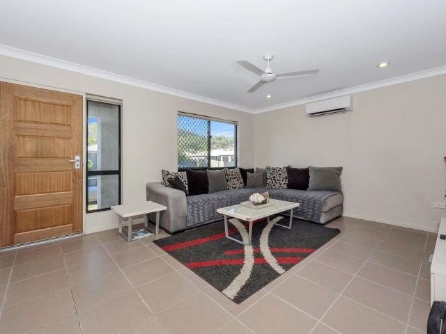 House for rent in Mount Louisa, Queensland