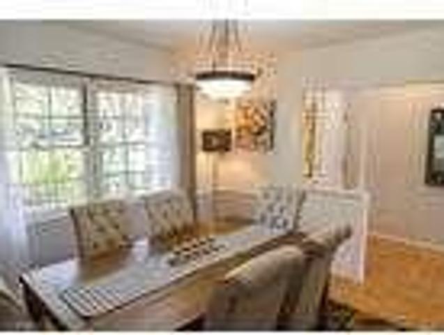 House for rent in Encino