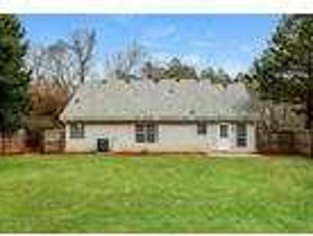 House for rent in Flowery Branch, Georgia