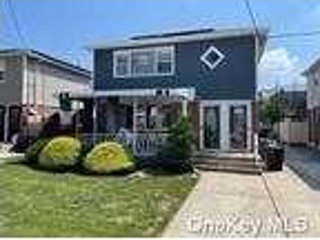 House for rent in Queens, Arverne