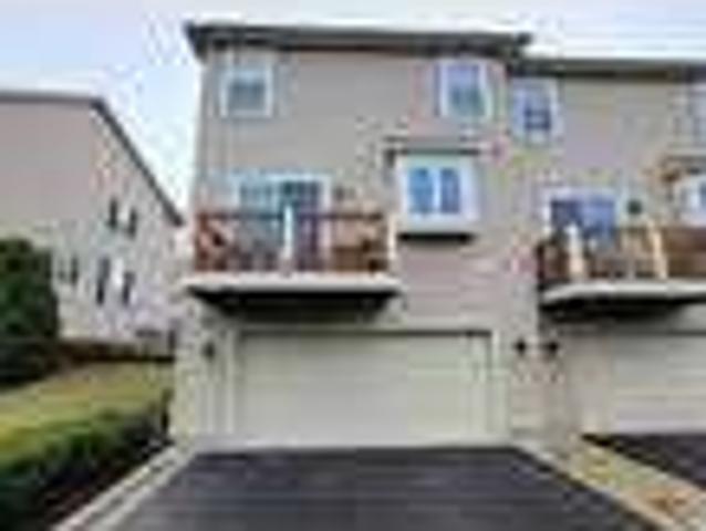House for rent in South Elgin, Kane County