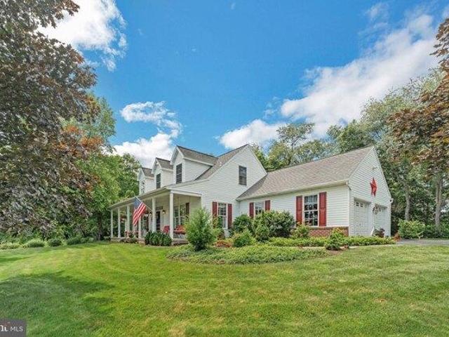 House for sale in Honey Brook