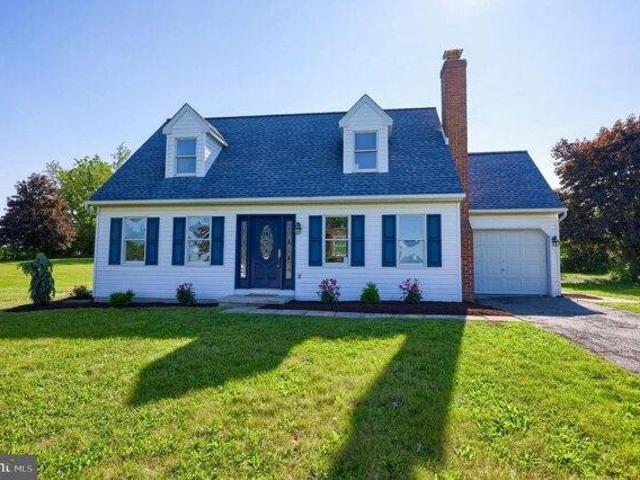 House for sale in Honey Brook