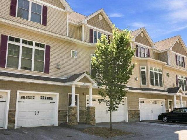 House for sale in Carriage Hill Estates, Hooksett