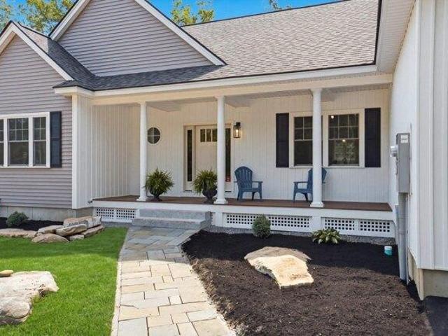 House for sale in Hooksett, Merrimack County