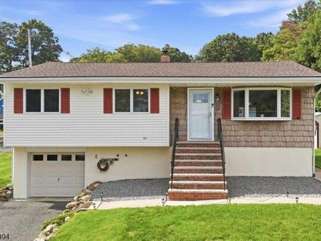 House for sale in Hopatcong Hills, Hopatcong