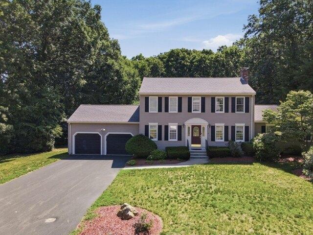 House for sale in Hopedale, Massachusetts