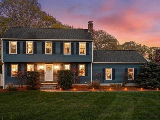 House for sale in Hopedale, Massachusetts