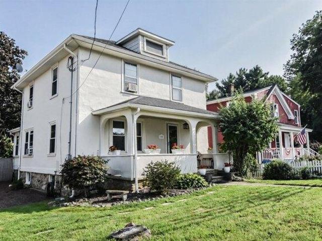 House for sale in Hopedale, Massachusetts