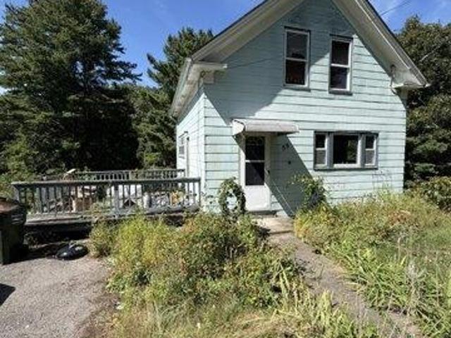 House for sale in Spindleville, Hopedale