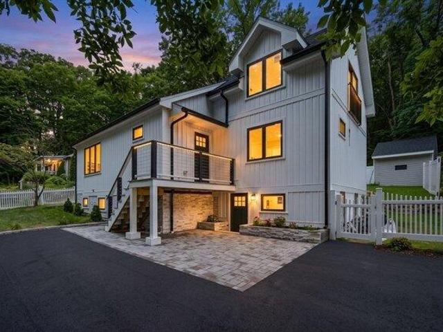 House for sale in Hopkinton, Massachusetts