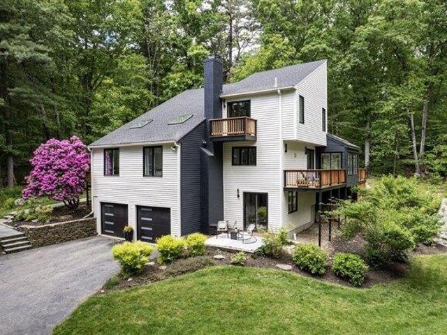 House for sale in Hopkinton, Massachusetts
