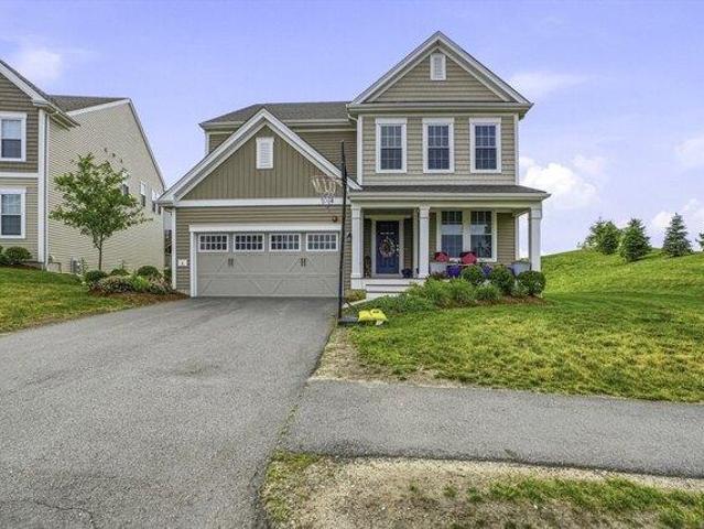 Condo for sale in Hopkinton, Massachusetts