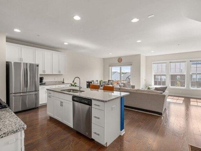 Condo for sale in Hopkinton, Massachusetts