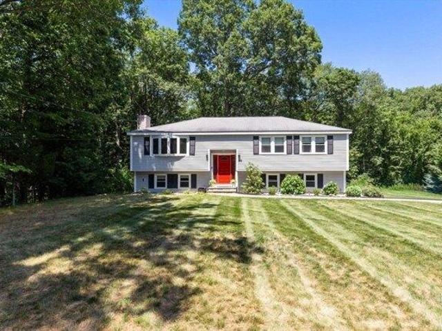 House for sale in Hopkinton, Massachusetts