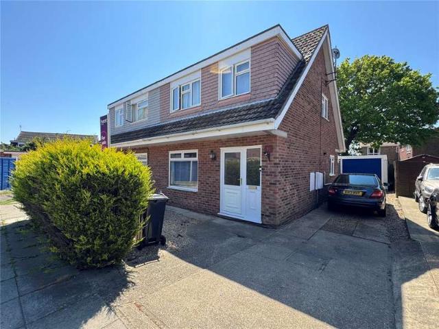 House for sale in Dale Hill, Essex