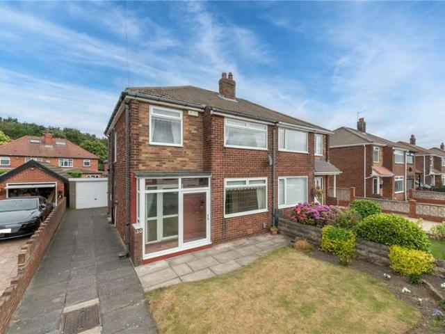 House for sale in Middleton, West Yorkshire