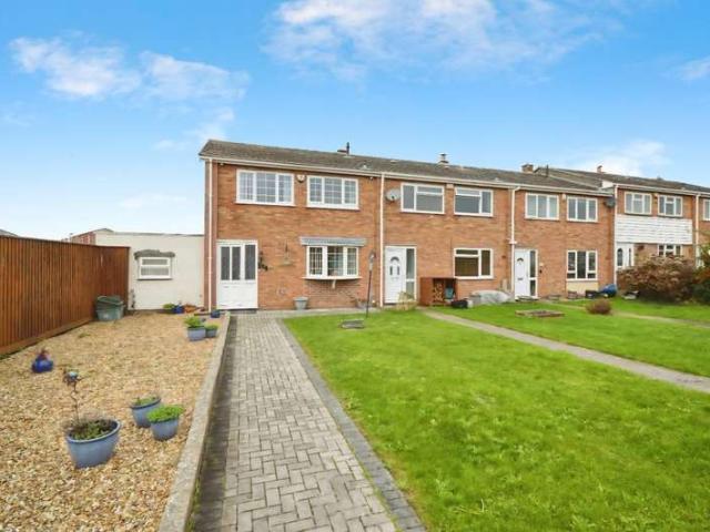 House for sale in Feckenham, City Of Bristol