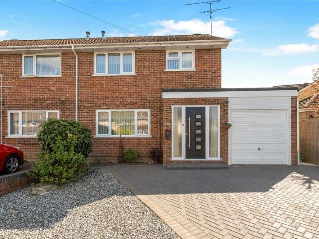 House for sale in Moulsham Green, Hart