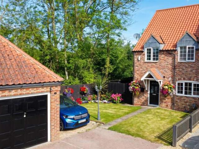 House for sale in Carlton le Moorland, Ashby De La Launde