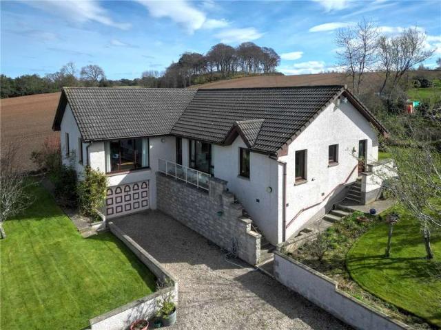 House for sale in Lhanbryde, Scotland