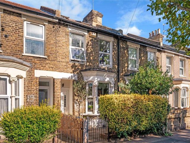 House for rent in Upton, Greater London