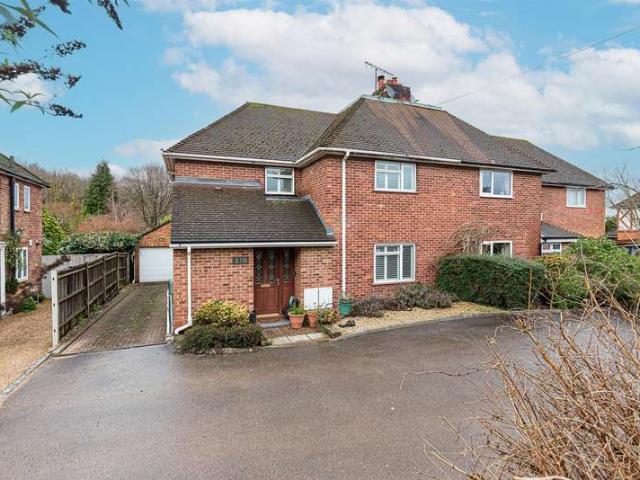 House for sale in Aldershot, Hampshire
