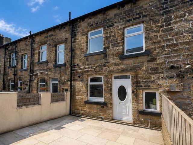 House for sale in Ingrow, West Yorkshire