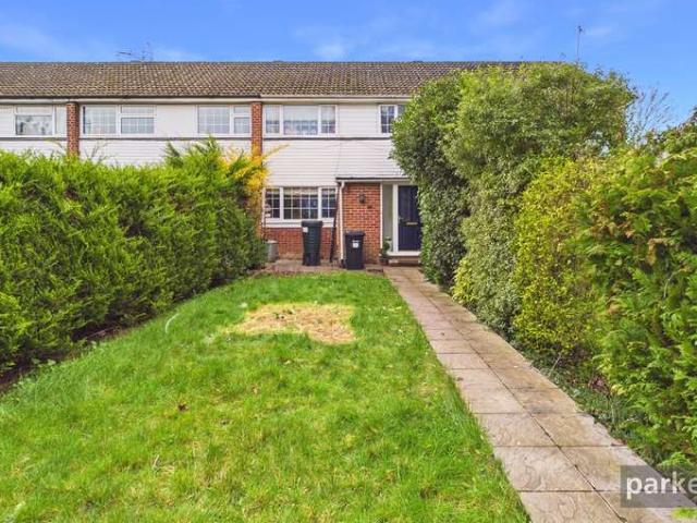 House for sale in Woodley