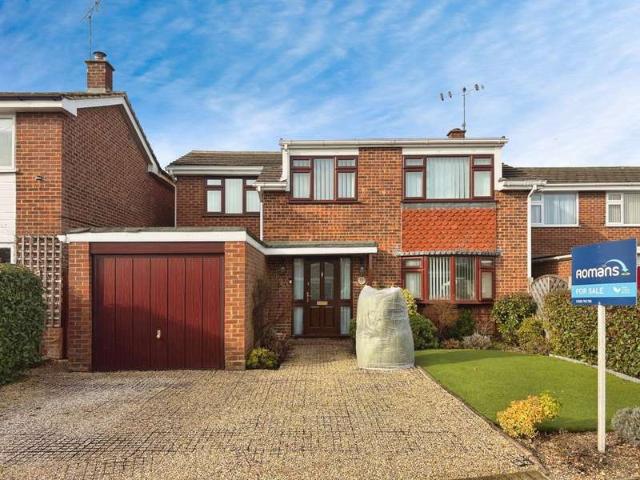 House for sale in Moulsham Green, Hart