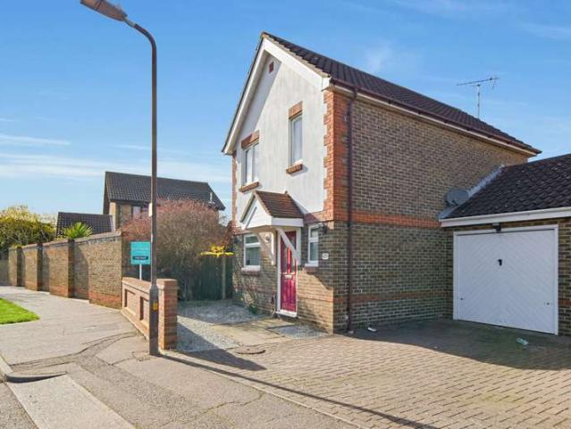 House for sale in North Shoebury, Alton Barnes