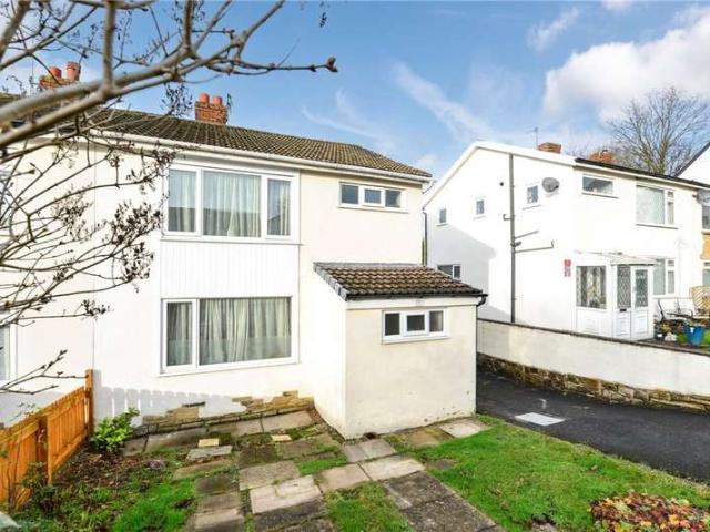 House for sale in Crossflatts, West Yorkshire